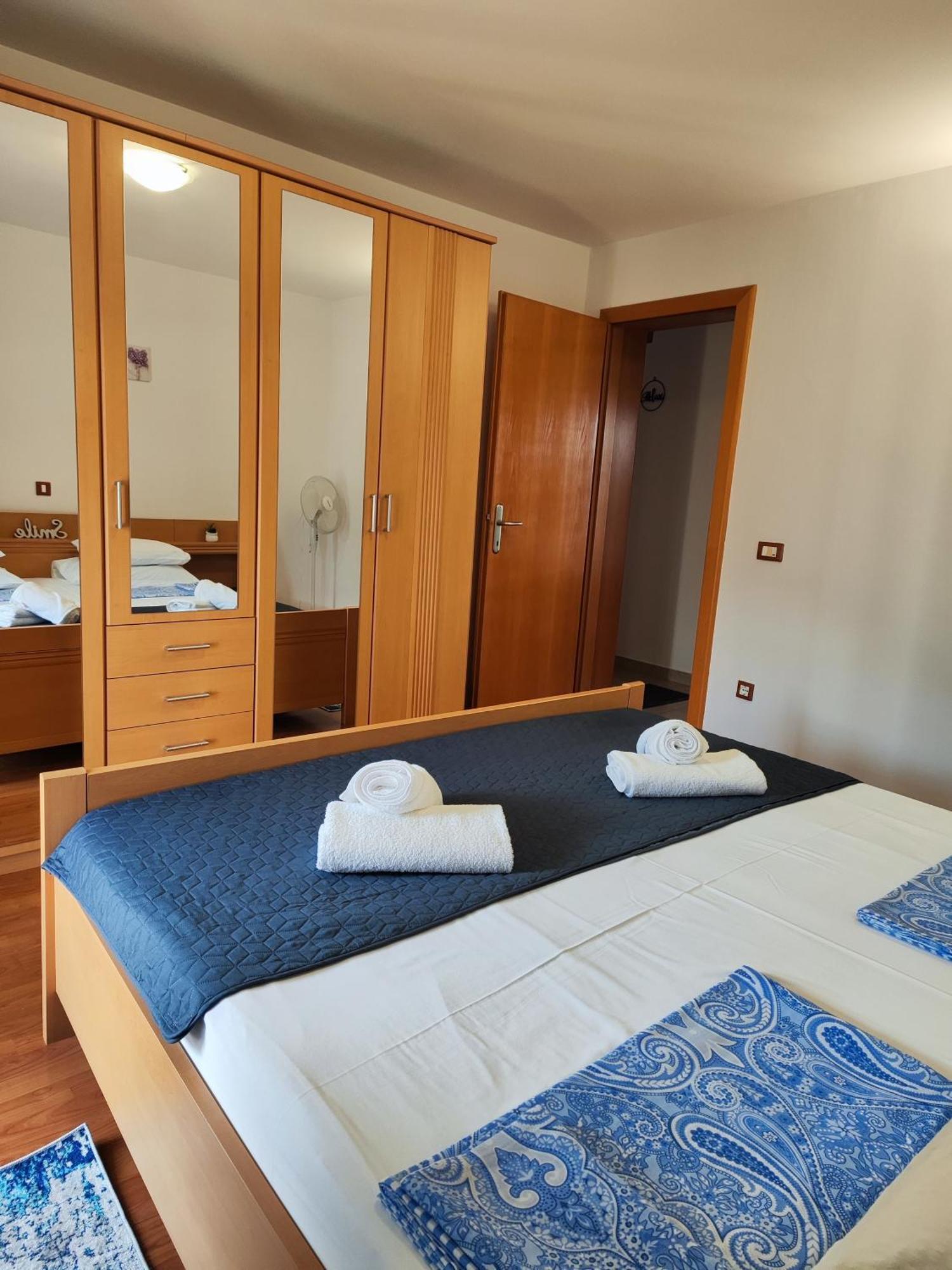 מדולין Apartments Flora חדר תמונה